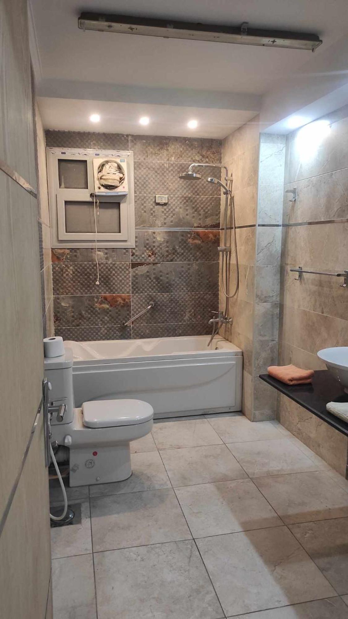 Comfy Luxurious Apartments In Central Location In Mansheyet El Bakry East El Cairo Exterior foto