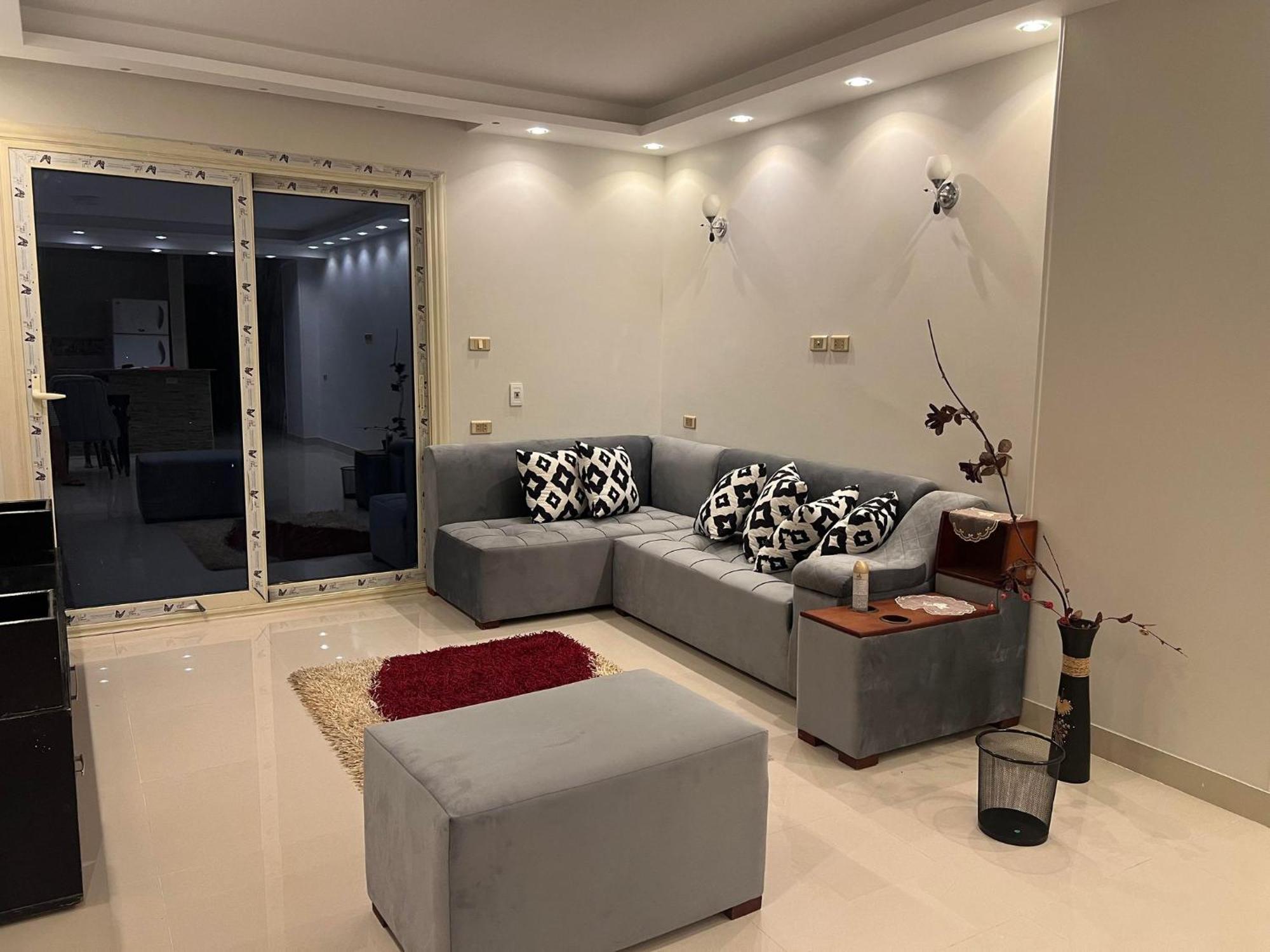 Comfy Luxurious Apartments In Central Location In Mansheyet El Bakry East El Cairo Exterior foto