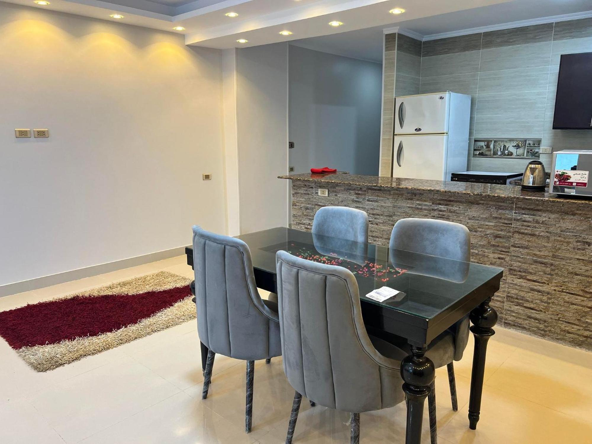 Comfy Luxurious Apartments In Central Location In Mansheyet El Bakry East El Cairo Exterior foto