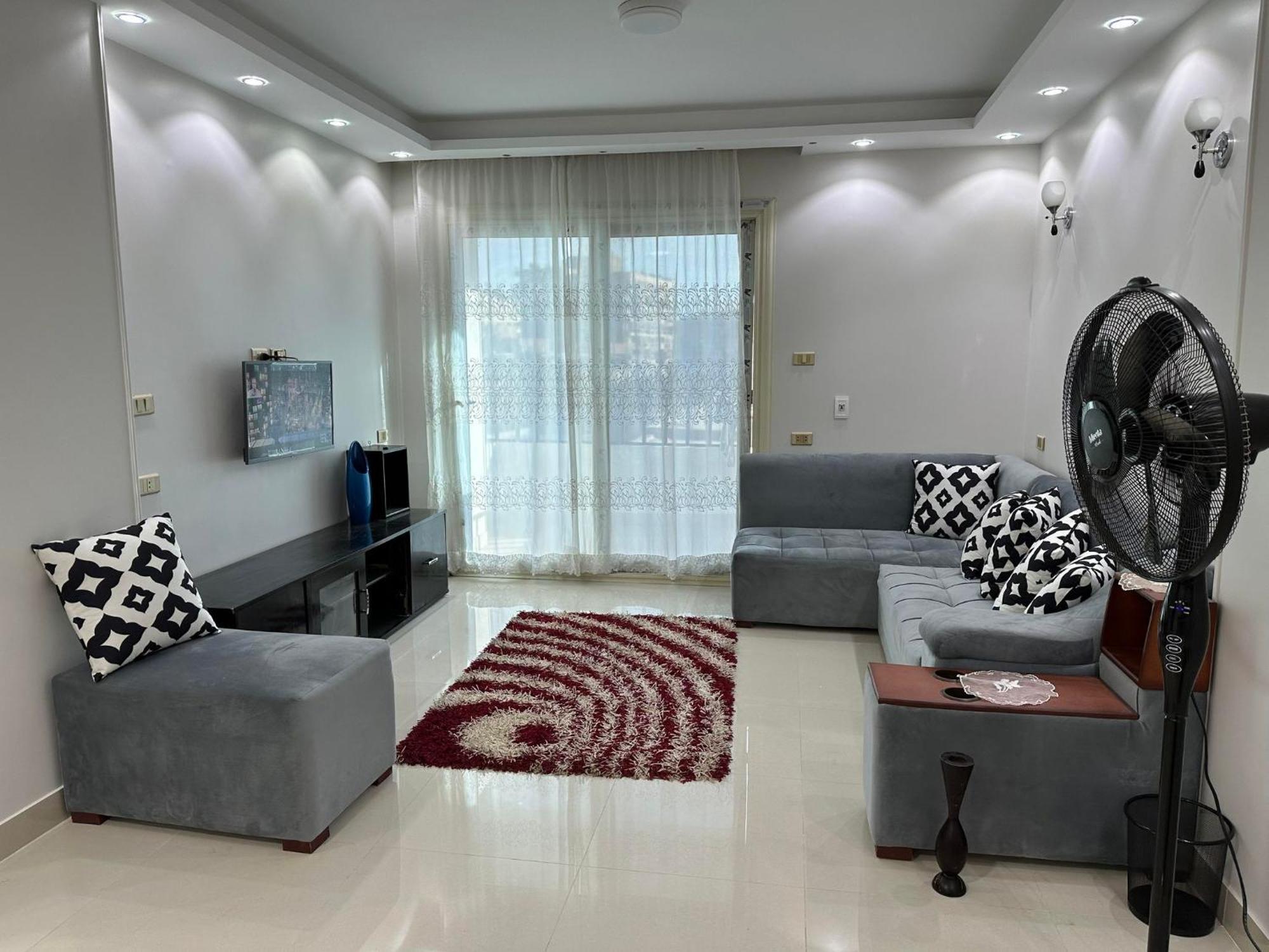 Comfy Luxurious Apartments In Central Location In Mansheyet El Bakry East El Cairo Exterior foto