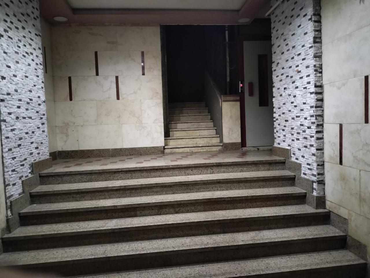 Comfy Luxurious Apartments In Central Location In Mansheyet El Bakry East El Cairo Exterior foto